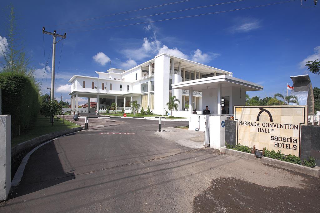 Hotel Narmada Convention Hall Mataram Exterior foto