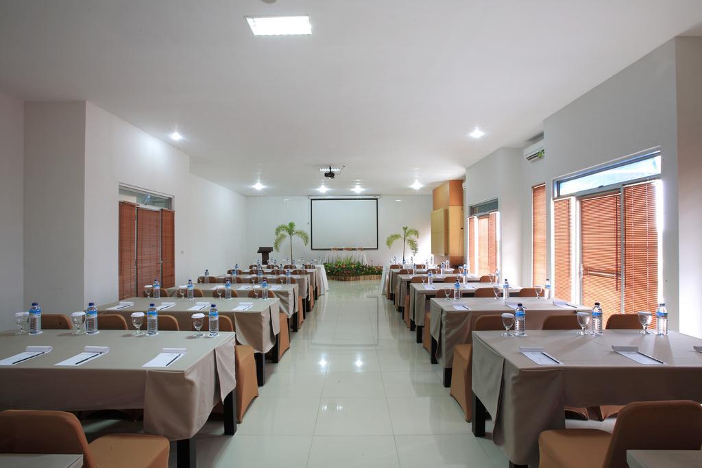 Hotel Narmada Convention Hall Mataram Exterior foto